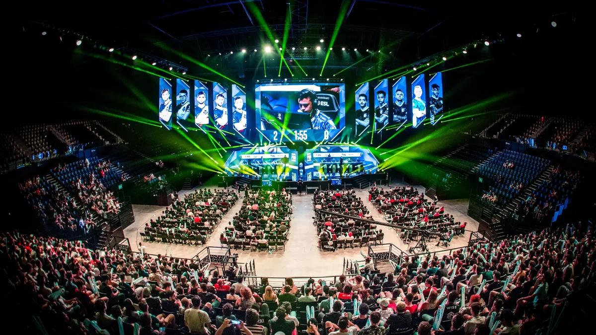 森林舞会 - 热门主播正在进行游戏试玩直播